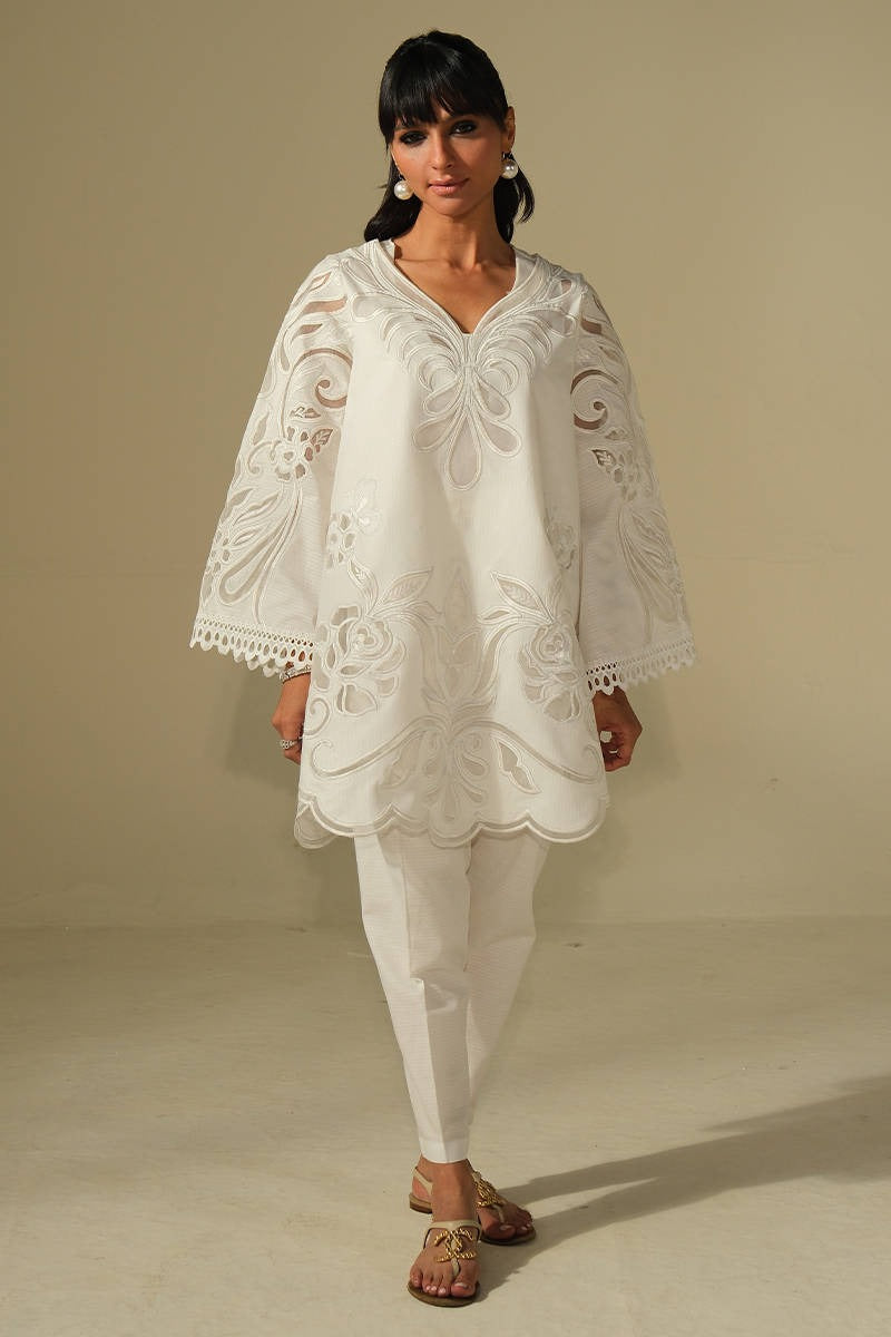Señorita-Unstiched Embroidered 2PC Lawn With Organza