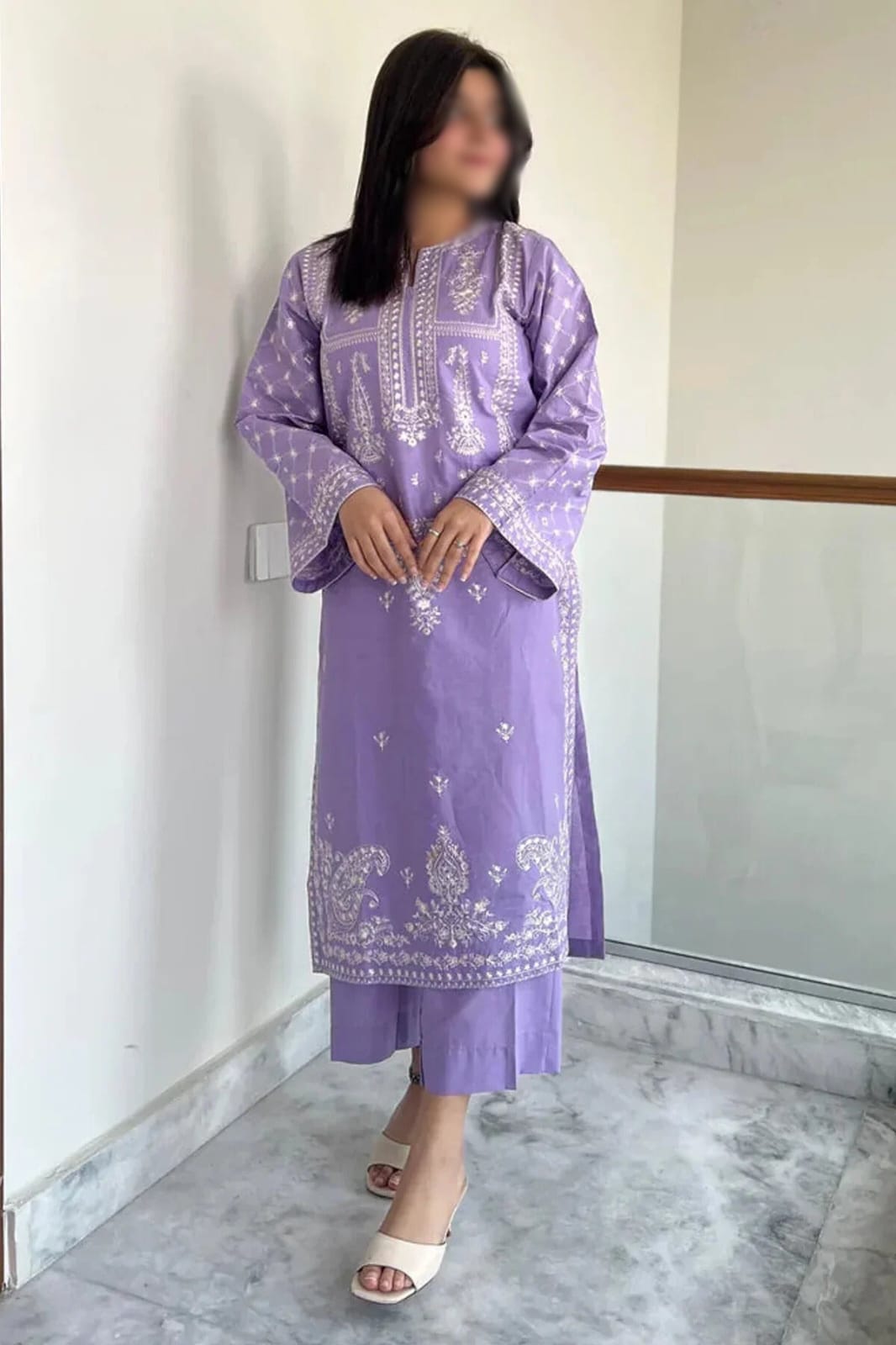 Mahnoor- Unstiched Embroidered Lawn 2pc