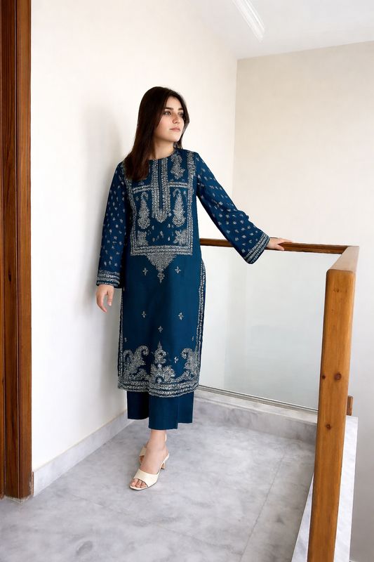 Mahnoor - Unstiched Embroidered 2PC Lawn