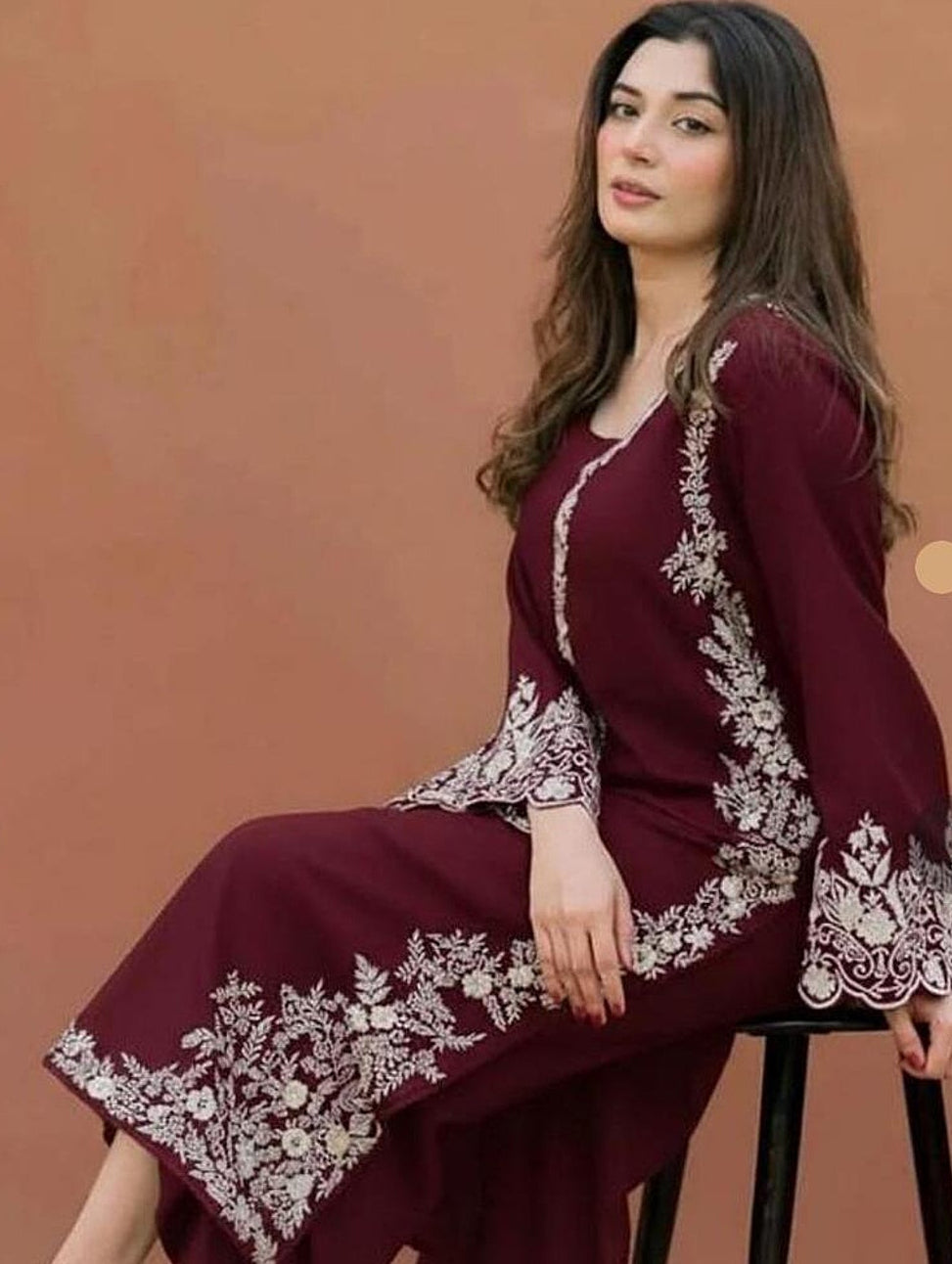 Inaya-Unstitched Lawn Embroidered 2pc
