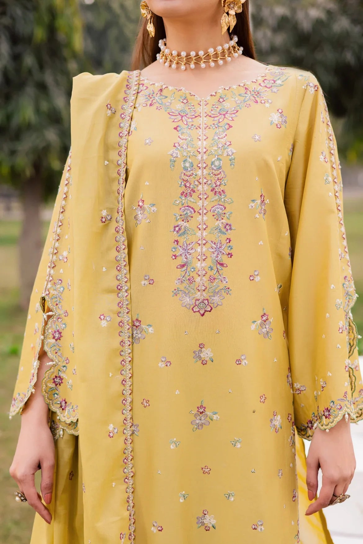 Mist-Unstiched Lawn 3pc Embroidered